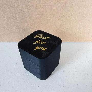 Grappige Grap Serie - Decoratie Cadeau - Creatief Ontwerp - Grappige Doos - Middelvinger - Voor Gasten - Model 2023 Apsilon